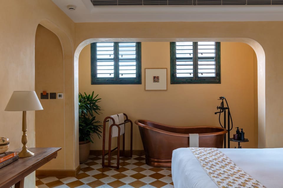 Bed, Photo of the whole room, Bedroom, Bath
