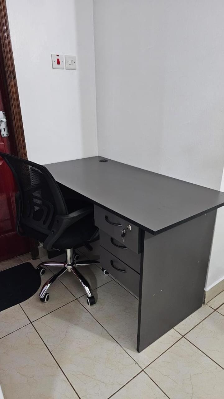 Hosted by Shee -One bedroom Ruaka near Two Rivers Bed and Breakfast in Nairobi