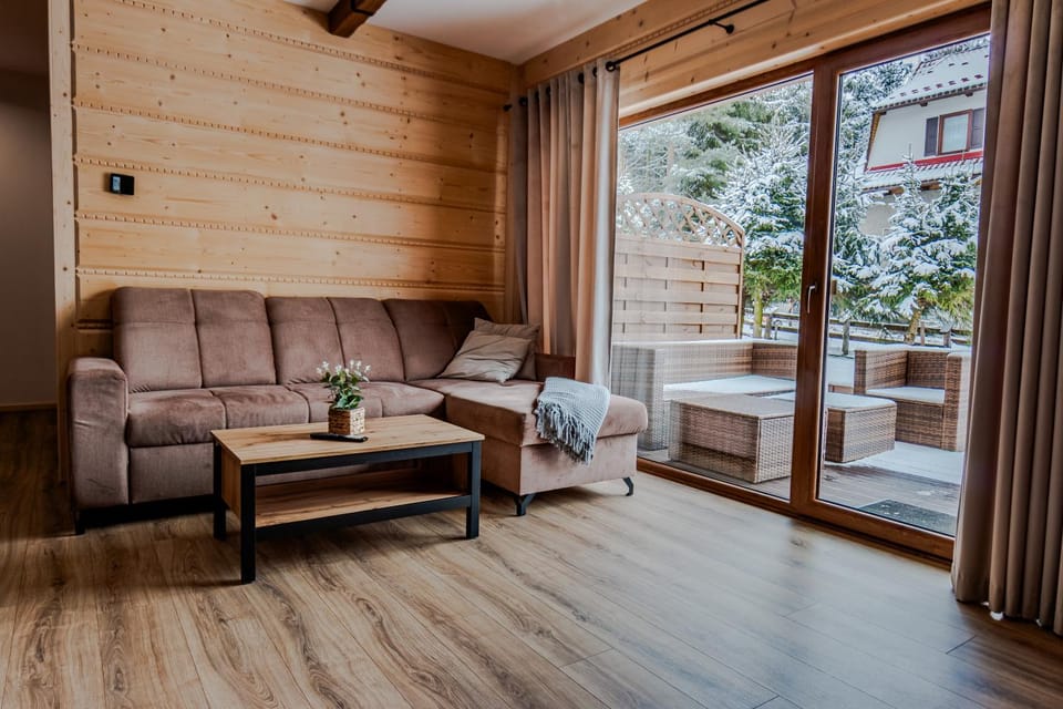 Balcony/Terrace, Living room