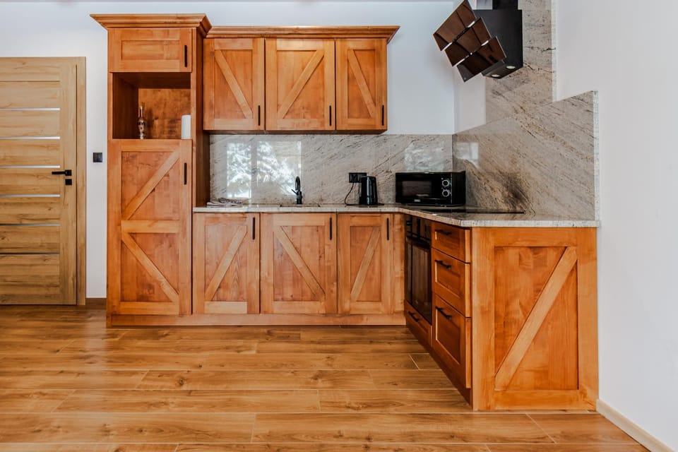 microwave, kitchen