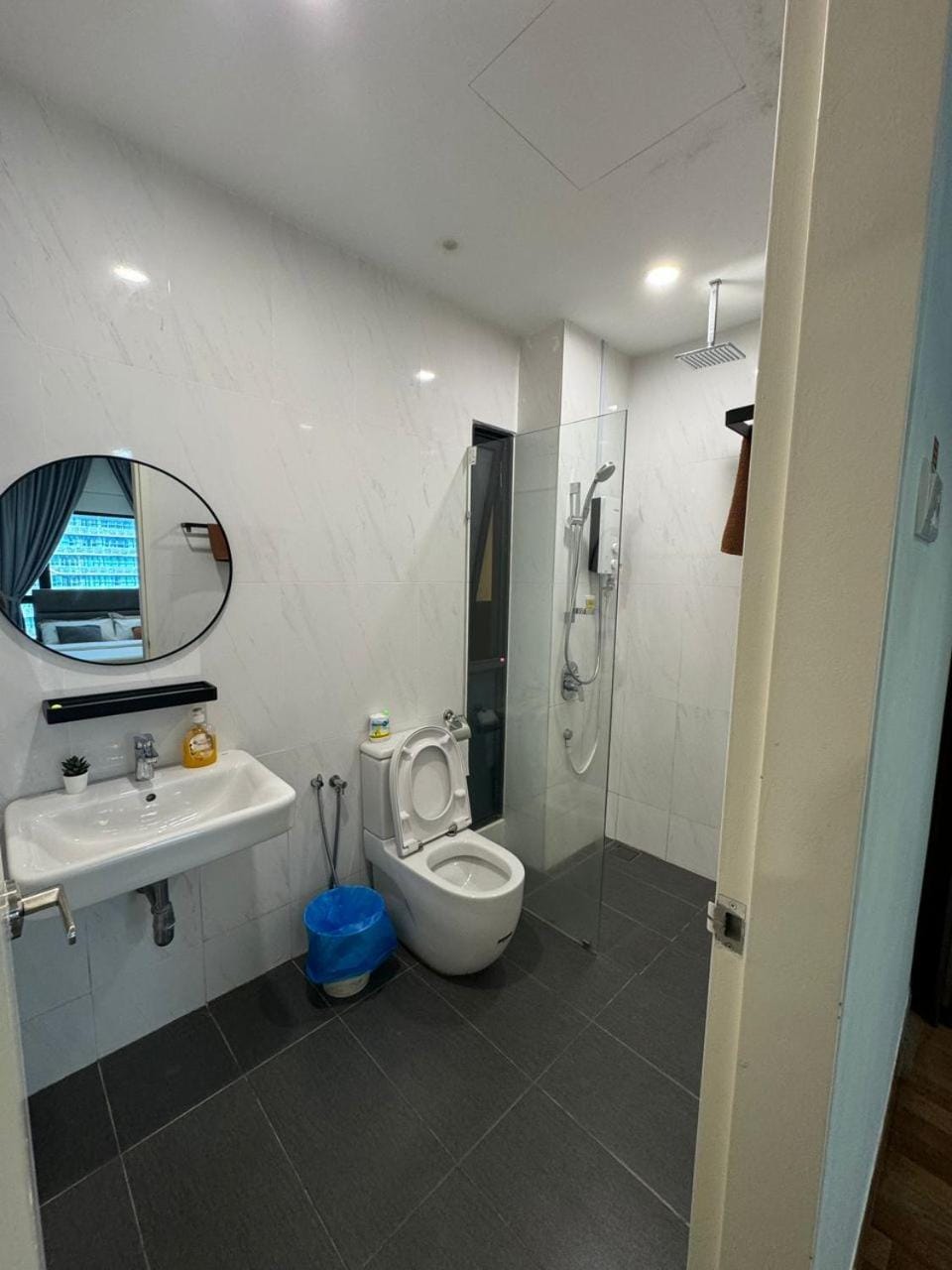 Shower, Toilet, Bathroom