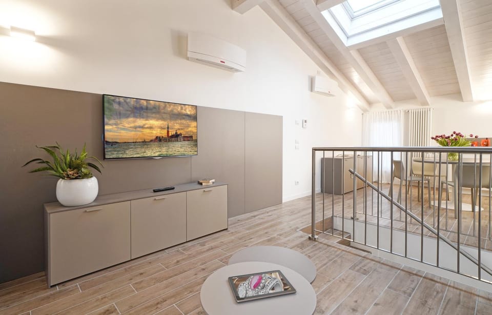 TV and multimedia, Living room