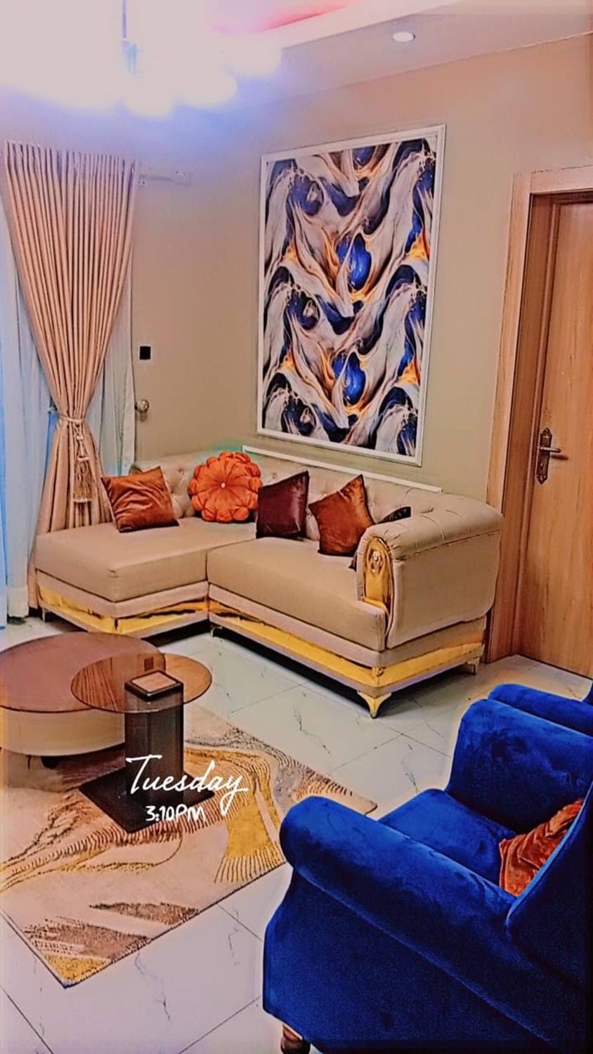 Living room, Decorative detail