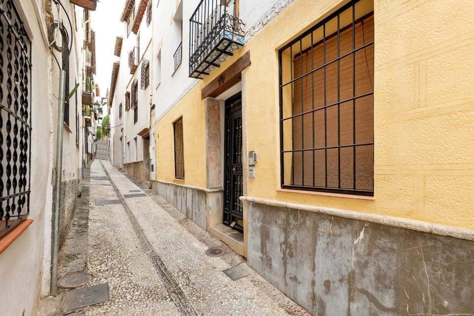 Alhambra Nest Apartment in Granada
