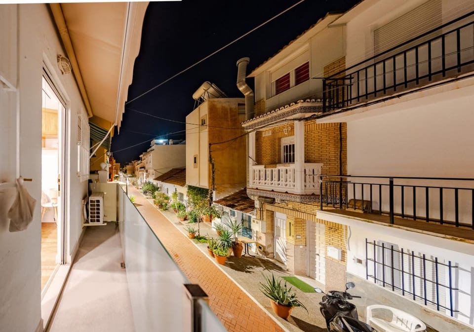 Property building, Balcony/Terrace