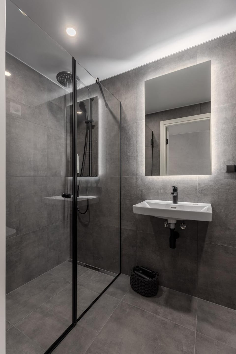 Hallo Loft Apartments by Innorental Apartment in Riga