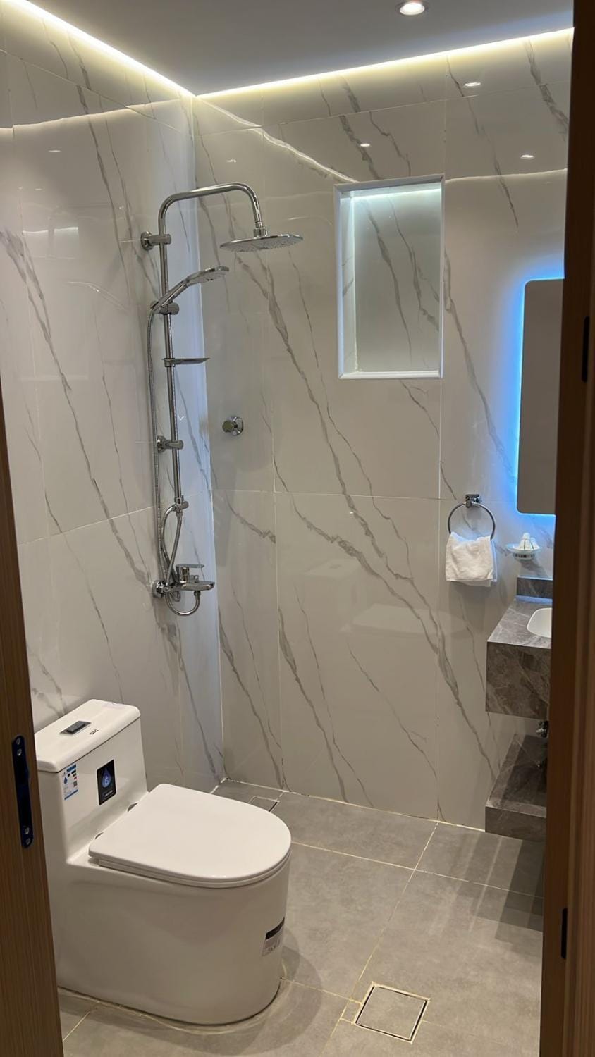 Shower, Toilet, Bathroom