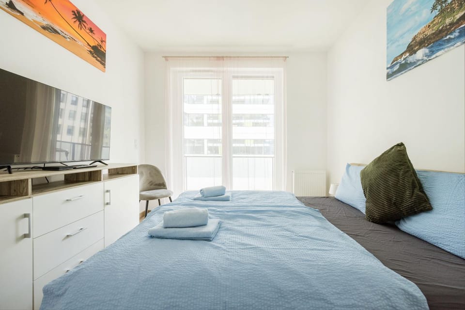 TV and multimedia, Bedroom