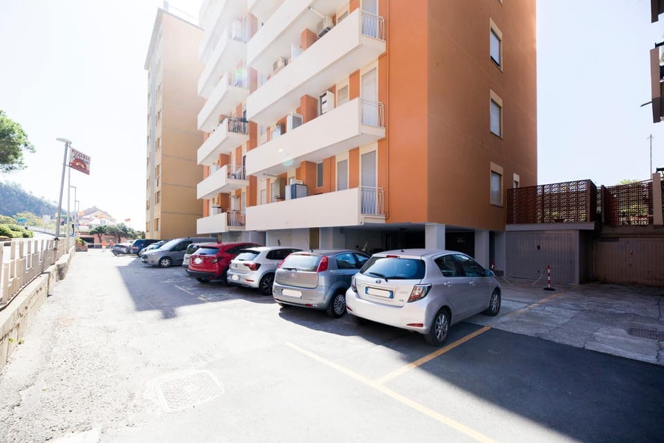 Facing the sea between Cinque Terre and Portofino Apartment in Deiva Marina