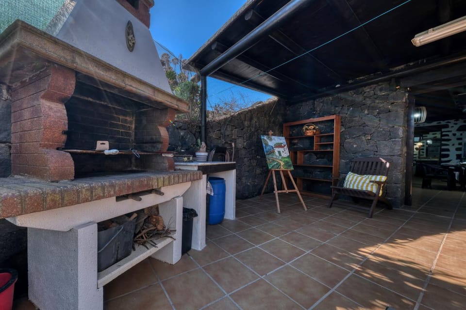 BBQ facilities, Balcony/Terrace