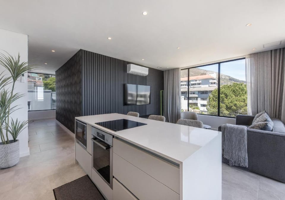Sea Point Luxury at The Clifford Apartment in Sea Point