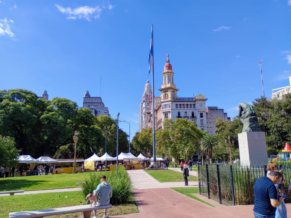 Nearby landmark, Landmark view