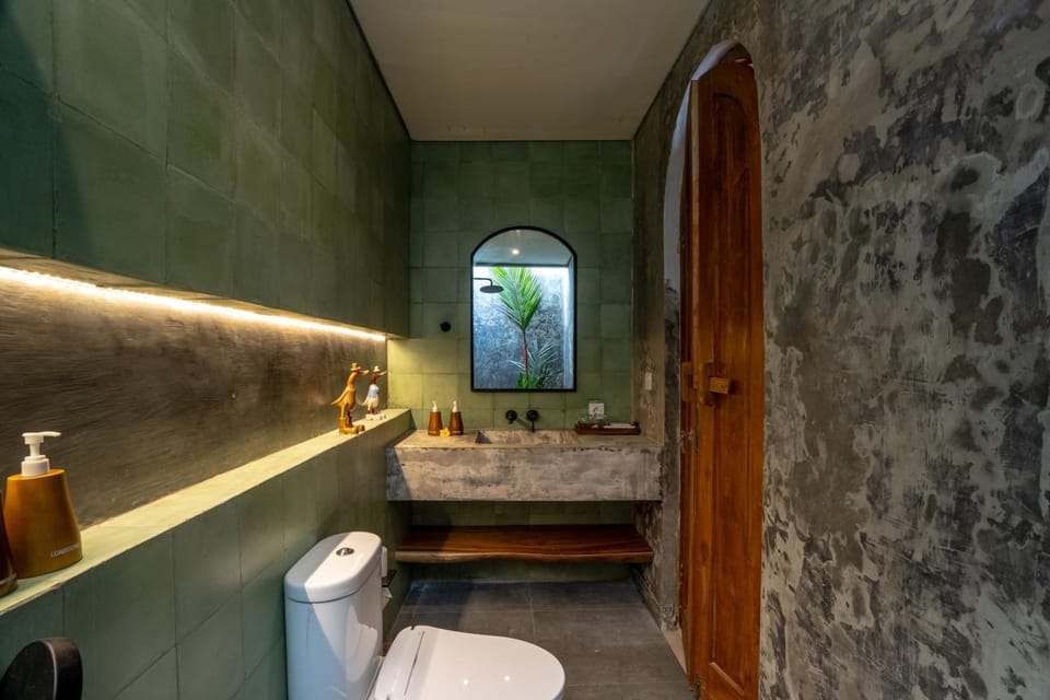 Toilet, Bathroom, Bath, towels