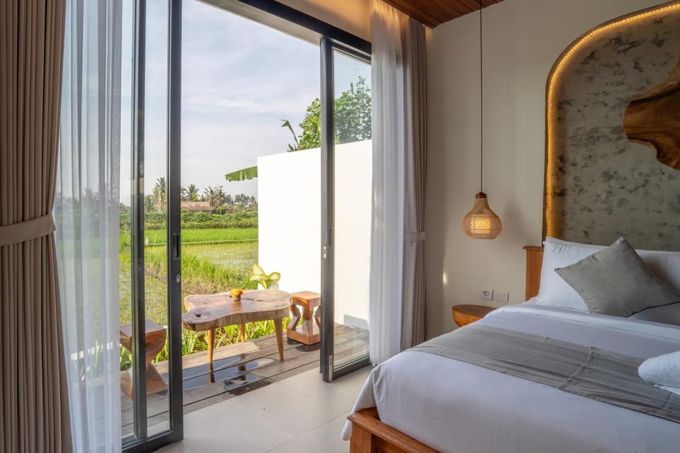 Bed, View (from property/room), Balcony/Terrace, Photo of the whole room, Bedroom, Garden view