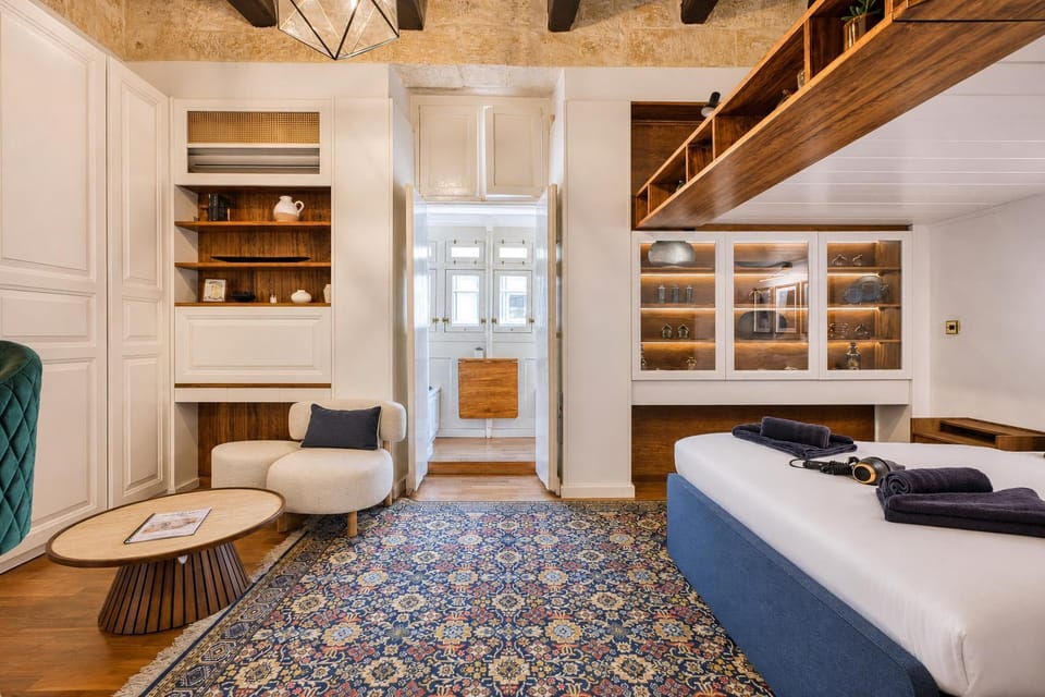 Luxury loft apartment with Maltese balcony LDEM2-1 Apartment in Valletta