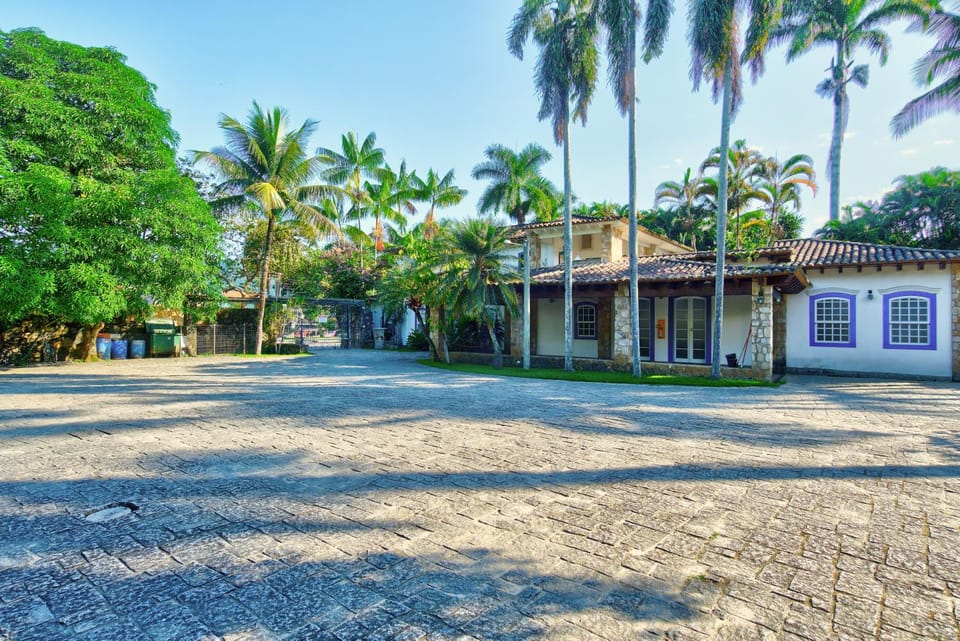 Inner courtyard view