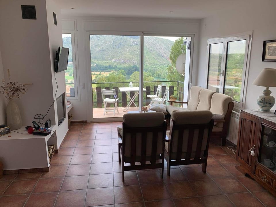 Ca la Joana House in Catalonia