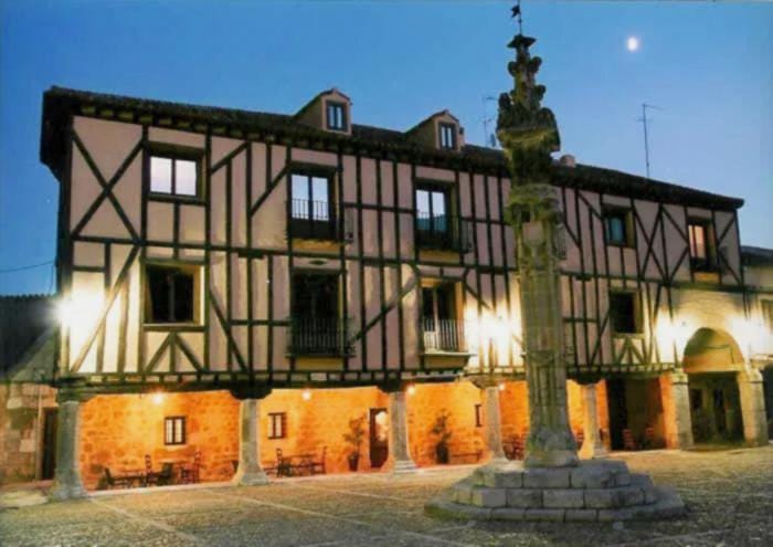 Property building, Night