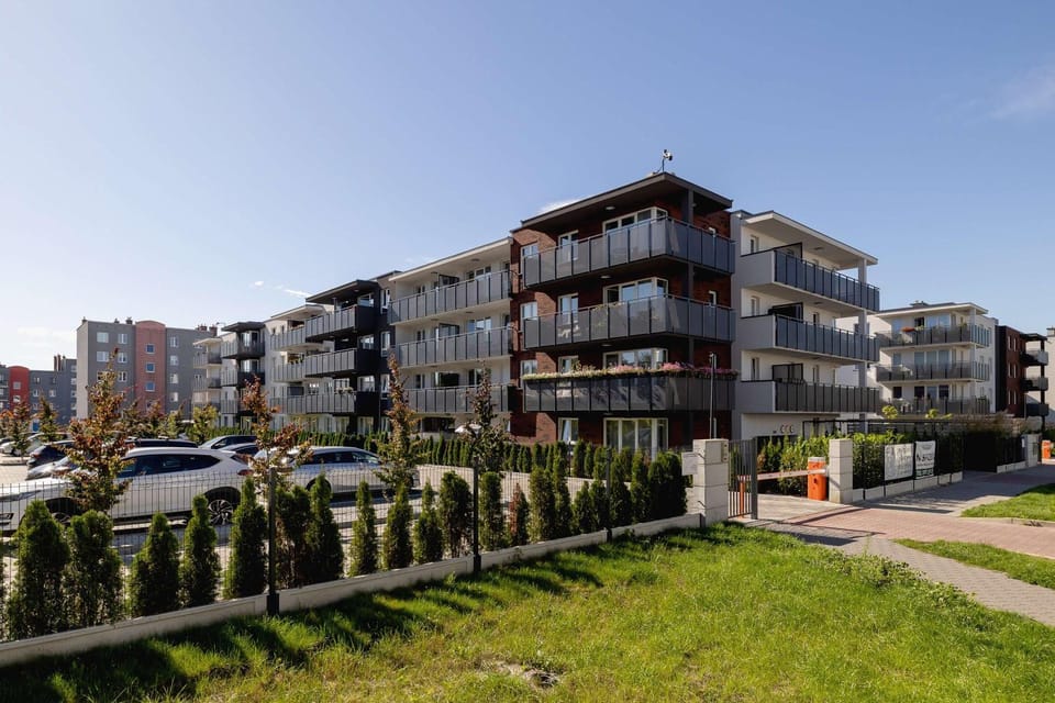 Property building, Neighbourhood