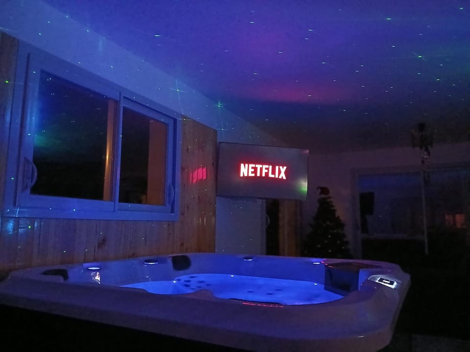 Maison avec jeux, jacuzzi et jardin House in Vosges