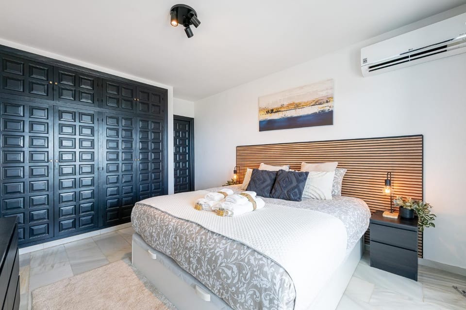 797 Holiday Rentals - Villa con piscina, jacuzzi y hermosas Chalet in Costa del Sol