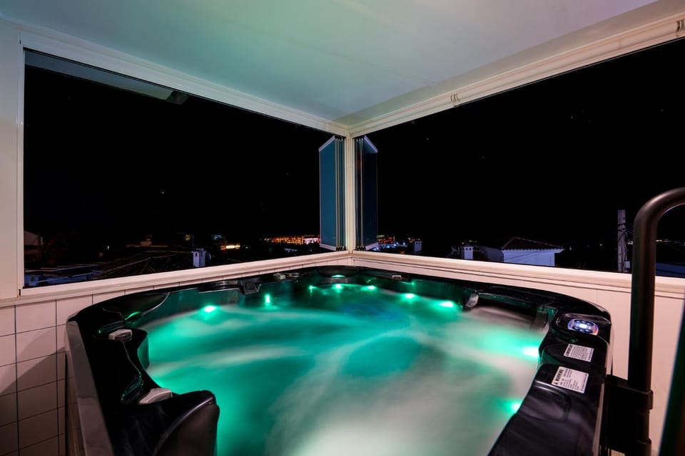 797 Holiday Rentals - Villa con piscina, jacuzzi y hermosas Chalet in Costa del Sol