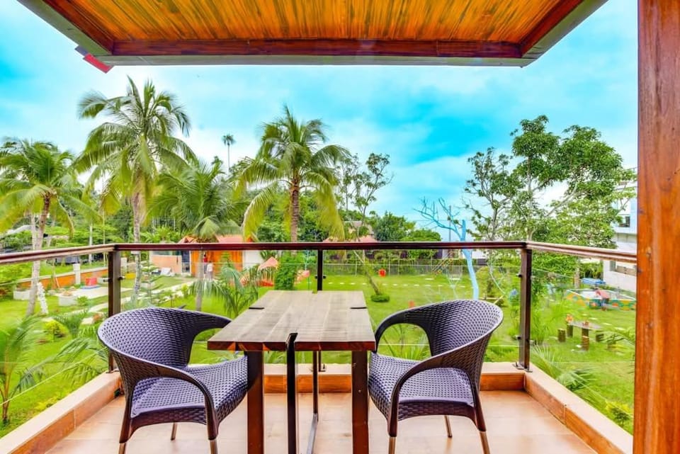 Natural landscape, Garden, View (from property/room), Balcony/Terrace, Garden view