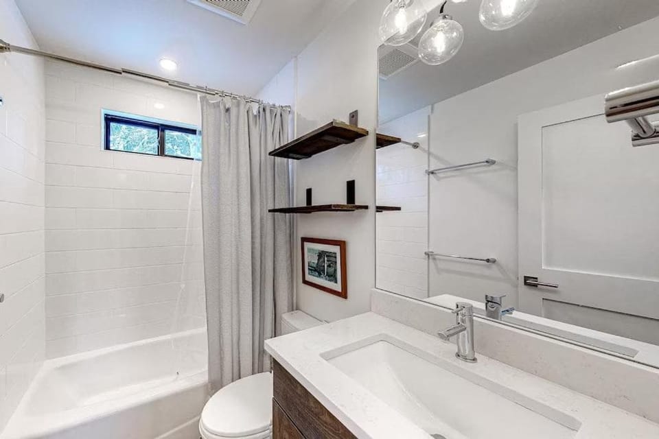 Bathroom, Bath