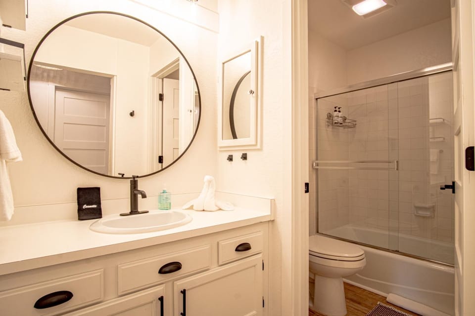 Bathroom, Bath