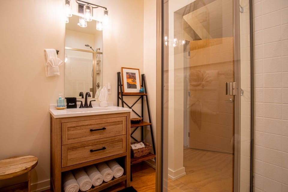 Bathroom, Bath