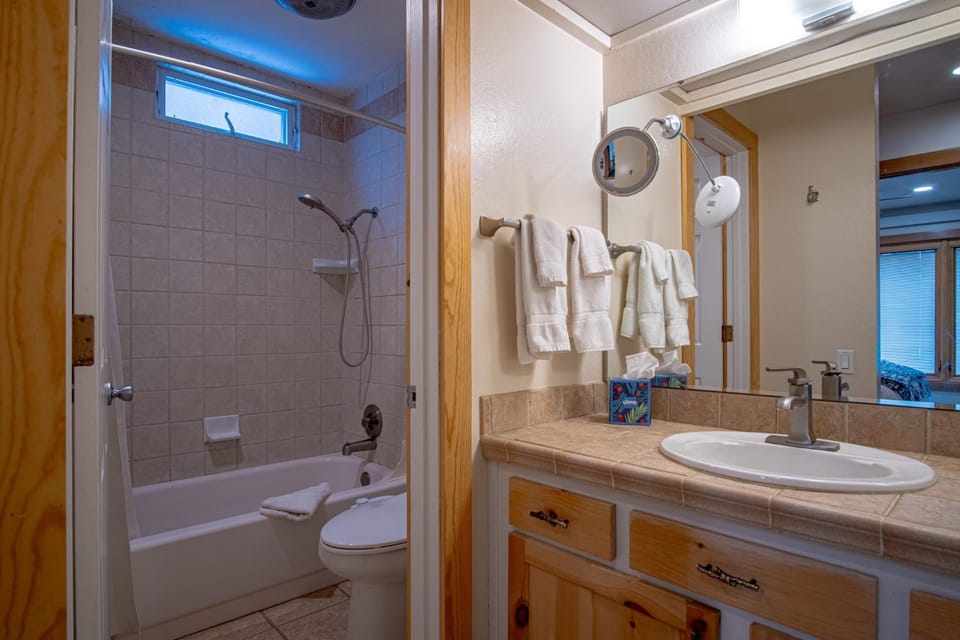 Bathroom, Bath