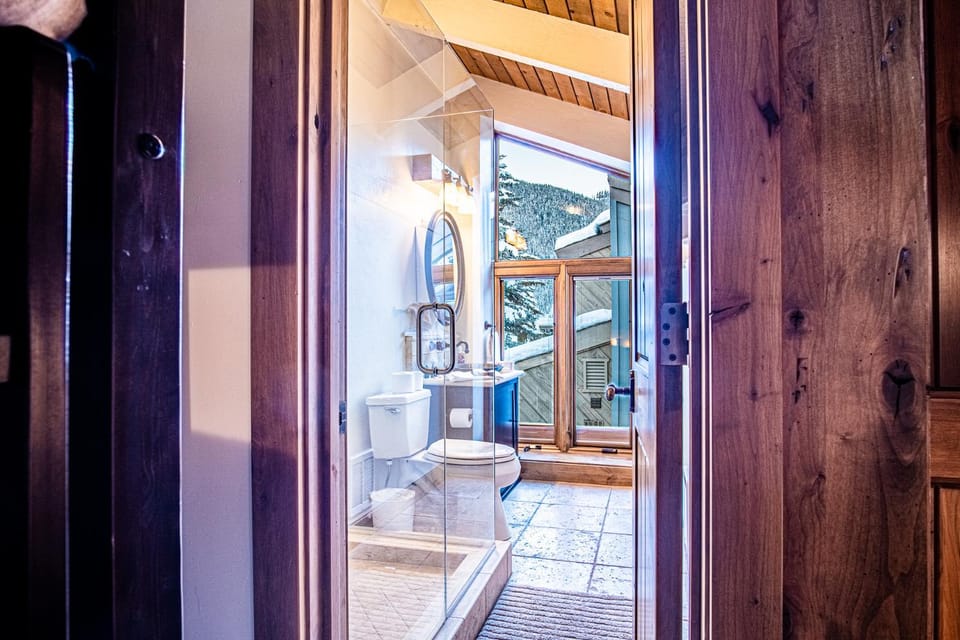Bathroom, Bath