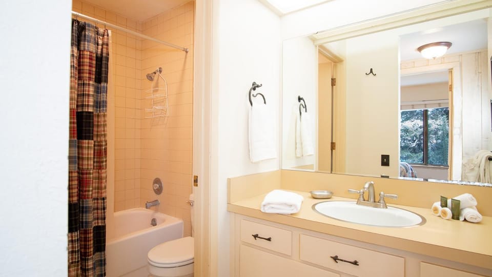 Bathroom, Bath