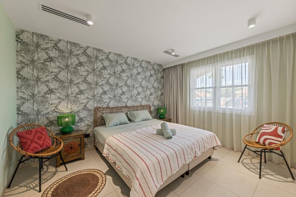 Bed, Bedroom, towels, wardrobe, air conditioner