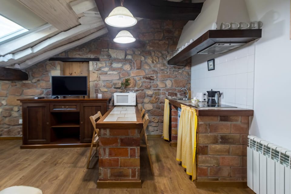 Property building, Kitchen or kitchenette, Living room