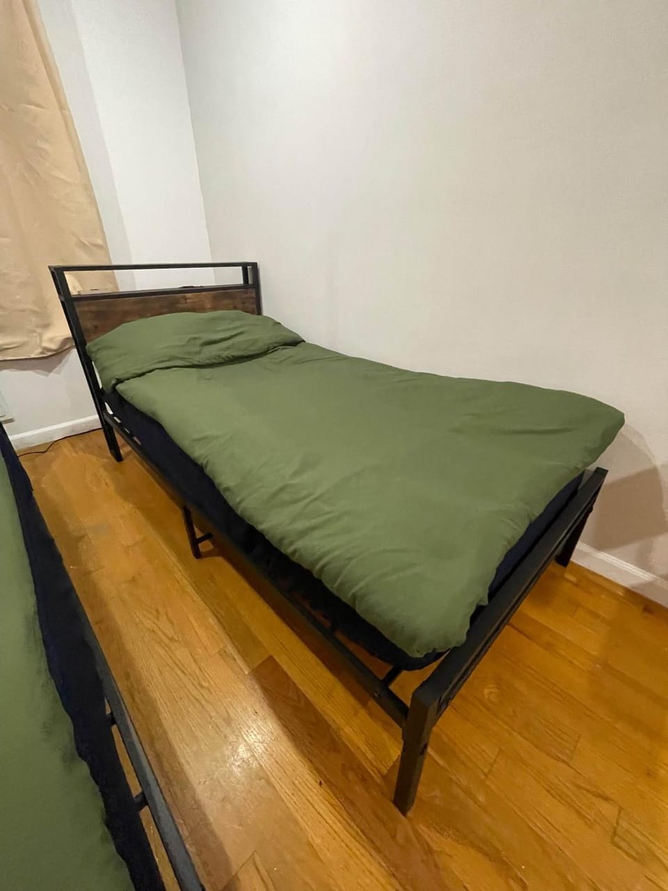 Union Square Studio with Kitchen -Shared Bathroom Apartment in Lower Manhattan