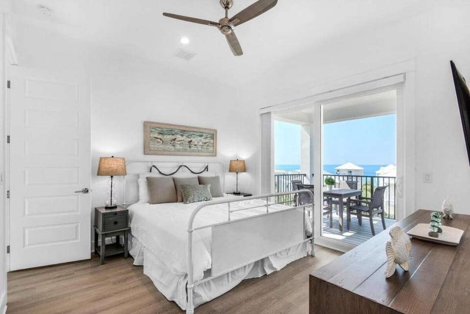 NEW- Horizon! Private Beach - Golf Cart - Pool House in South Walton County