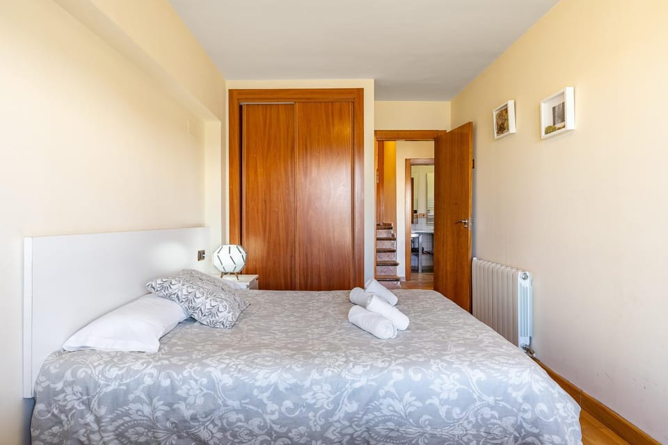 Living room, Bedroom