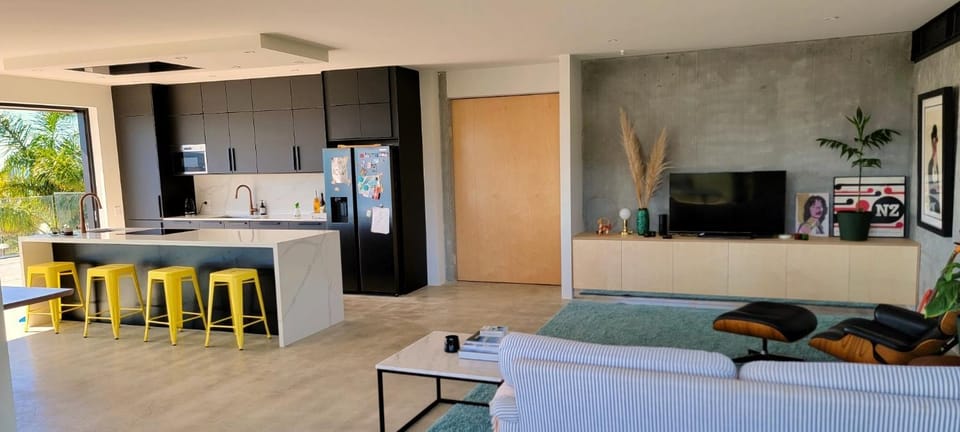 Living room, Dining area, kitchen, kitchen