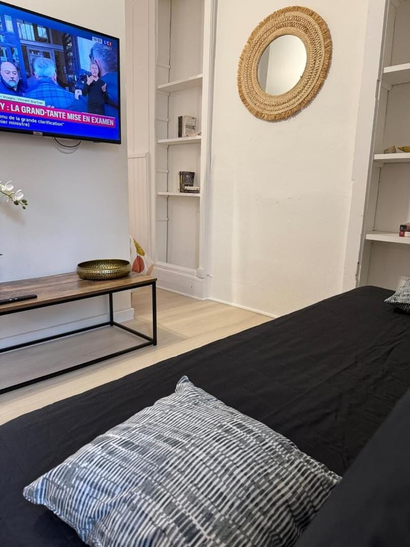 SWEET HOME : Votre havre de paix au cœur d'épernon Apartment in Centre-Val de Loire
