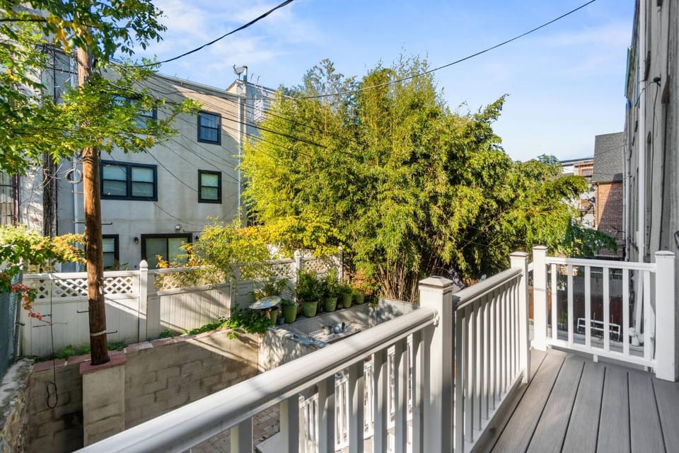 Property building, Spring, Day, View (from property/room), Balcony/Terrace