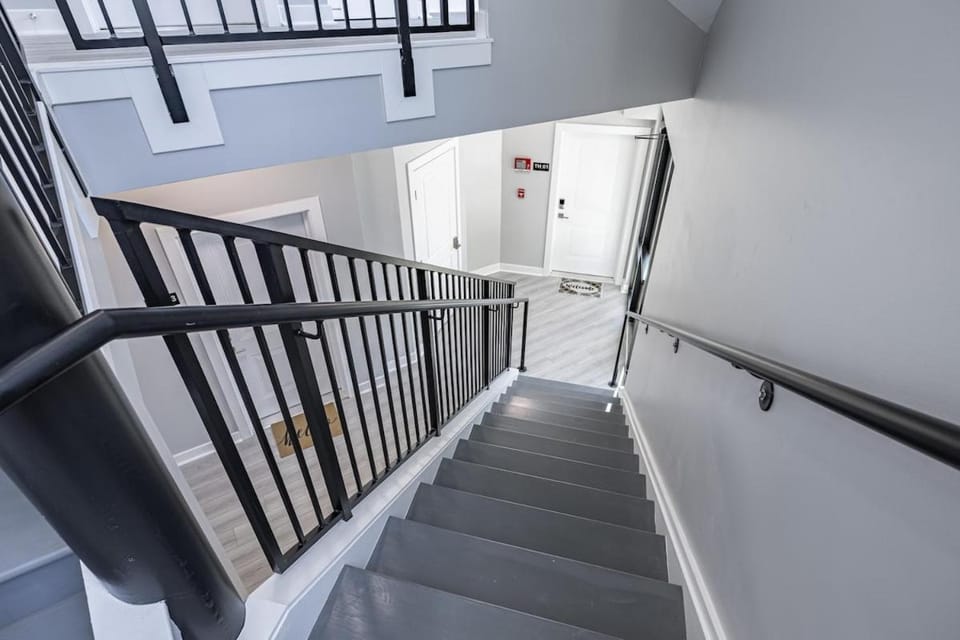 Monthly One Bedroom Apt 101 - Church Hill North of Richmond Apartment in Church Hill