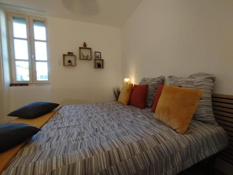 Appart T3, Proche Gare, Wifi, Parking Apartment in Provence-Alpes-Côte d'Azur