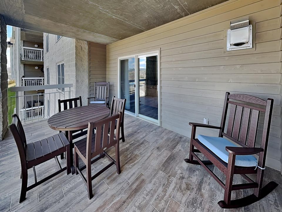 My Favorite Place Whispering Pines 112 Apartment in Pigeon Forge