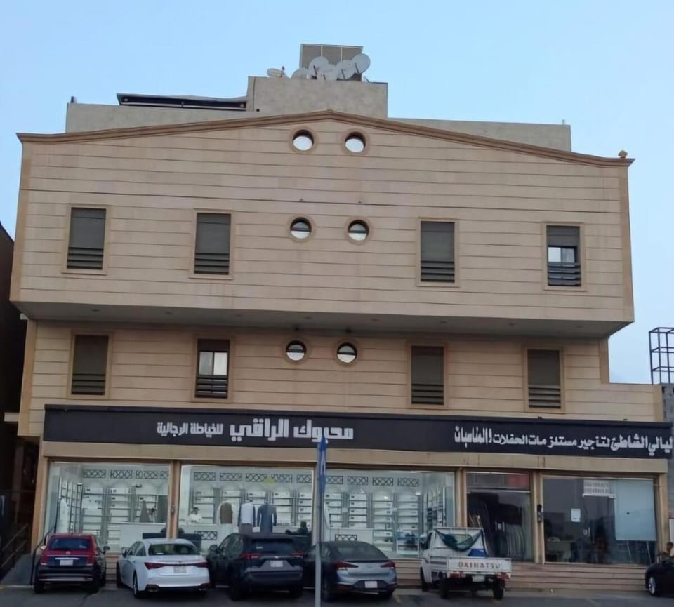 شقة بغرفتي نوم وغرفة معيشة Apartment in Jeddah