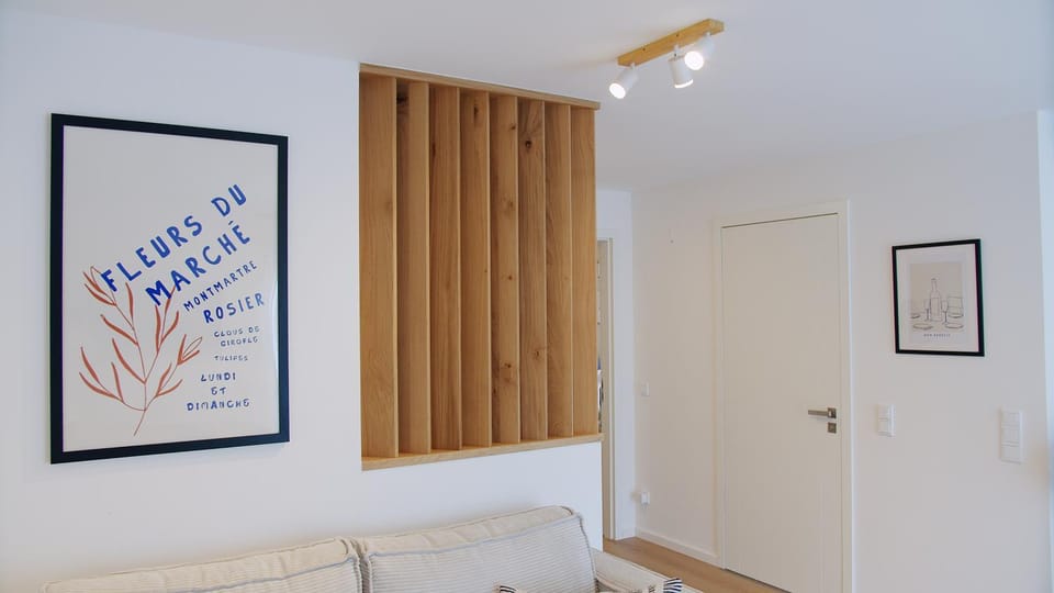YUVA HOMES -2 Zimmer-S-Bahn MUC-Parkplatz Apartment in Bavaria
