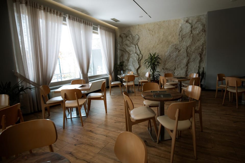 Communal lounge/ TV room, Lounge or bar