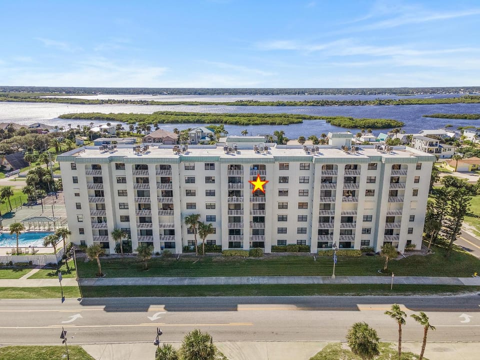 Ocean Terrace Club 604 House in Daytona Beach Shores