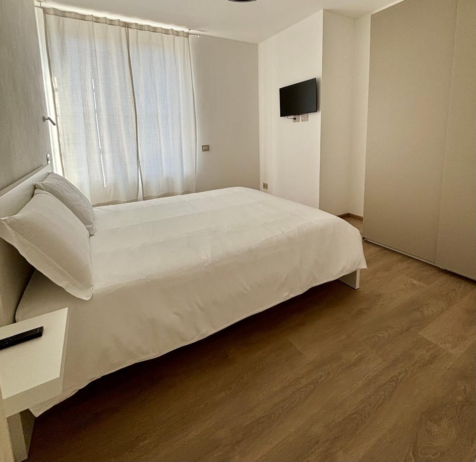 TV and multimedia, Bedroom