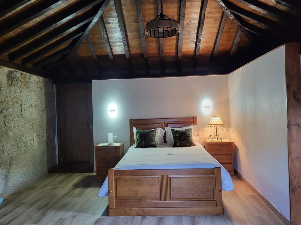 Cantinho do Mourão familial com terraço e salamandra House in Vila Real District
